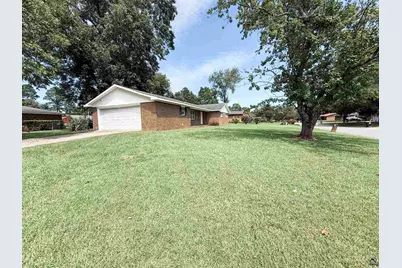 128 Barnesdale Dr, Warner Robins, GA 31093 - Photo 2