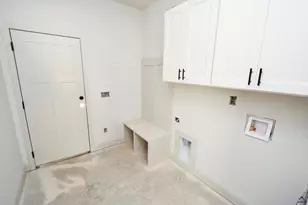 126 Early Dr, Byron, GA 31008 - Photo 12