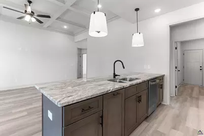 126 Early Drive, Byron, GA 31008 - Photo 18