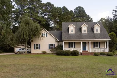 1513 Columbus Highway, Hawkinsville, GA 31036 - Photo 1
