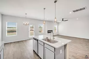 305 Rusty Plow Ln, Perry, GA 31069 - Photo 4