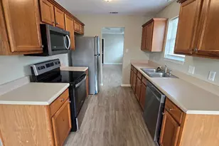 202 Chadwyck Cir, Bonaire, GA 31005 - Photo 4