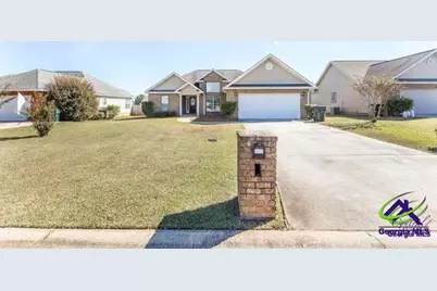 113 Cedarland, Warner Robins, GA 31088 - Photo 1