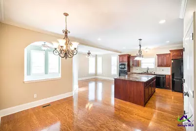 202 Avondale Circle, Warner Robins, GA 31088 - Photo 14