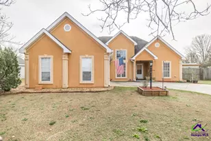 209 Bryson Way, Warner Robins, GA 31088 - Photo 2