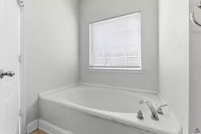 106 Shiloh Ct, Macon, GA 31206 - Photo 32