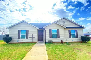 115 Bridgeport Ln, Perry, GA 31069 - Photo 1