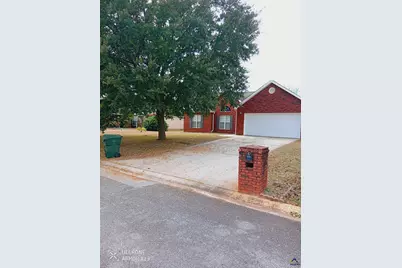 201 Millstone, Bonaire, GA 31005 - Photo 1