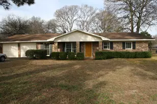 203 Gawin Dr, Warner Robins, GA 31093 - Photo 1