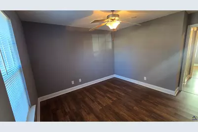 509 Manchester Ln, Byron, GA 31008 - Photo 14