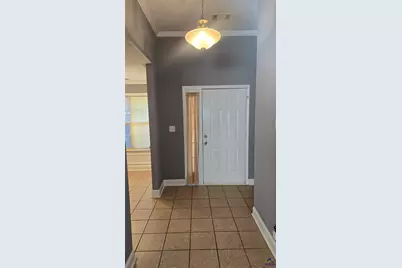 509 Manchester Ln, Byron, GA 31008 - Photo 2