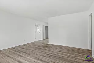 417 Stanley St, Perry, GA 31069 - Photo 10