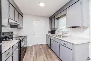 200 Lavender St, Fort Valley, GA 31030 - Photo 8