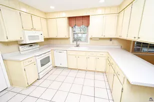 209 Lake Front Dr, Warner Robins, GA 31088 - Photo 18