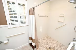 209 Lake Front Dr, Warner Robins, GA 31088 - Photo 36