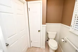 209 Lake Front Dr, Warner Robins, GA 31088 - Photo 38