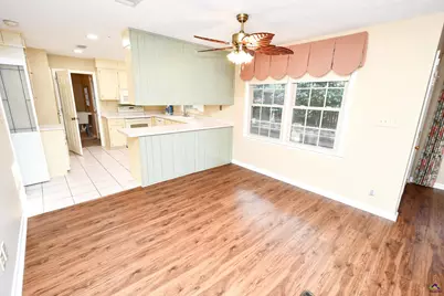 209 Lake Front Drive, Warner Robins, GA 31088 - Photo 16