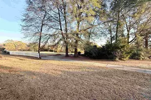 215 Pebble Beach Dr, Perry, GA 31069 - Photo 16