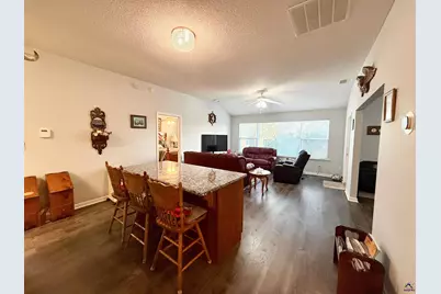 215 Pebble Beach Drive, Perry, GA 31069 - Photo 2