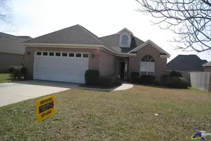 218 Carrington Ln, Centerville, GA 31028 - Photo 1