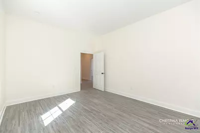 402 General Courtney Hodges Boulevard, Perry, GA 31069 - Photo 22