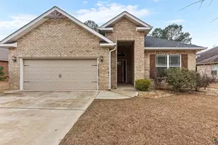 203 Londie LN, Perry, GA 31066 - Photo 1