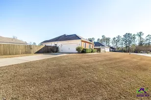 111 Chipper St, Bonaire, GA 31005 - Photo 2