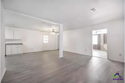 128 Elaine Drive, Warner Robins, GA 31088 - Photo 8