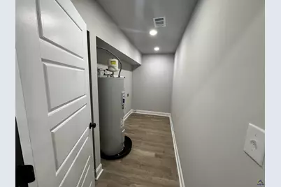 305 N Fourth Street, Warner Robins, GA 31093 - Photo 10