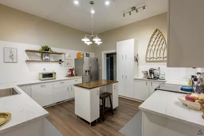 1485 Lone Oak Drive, Macon, GA 31211 - Photo 10