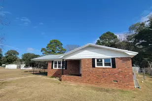 11 Gregory Dr, Hawkinsville, GA 31036 - Photo 2