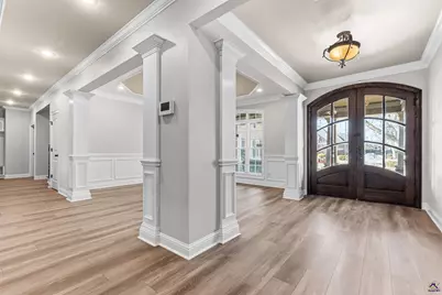 204 Bridgeway Drive, Warner Robins, GA 31088 - Photo 12