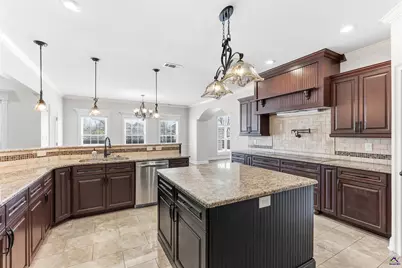 204 Bridgeway Drive, Warner Robins, GA 31088 - Photo 26