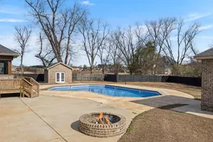 204 Bridgeway Dr, Warner Robins, GA 31088 - Photo 70