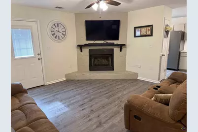 210 Oak Ridge Dr, Byron, GA 31008 - Photo 16