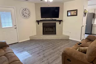 210 Oakridge Dr, Byron, GA 31008 - Photo 16