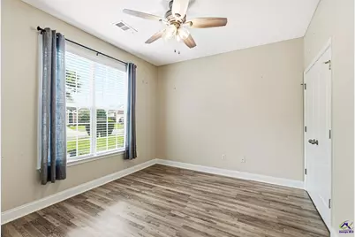 111 Montrose Lane, Centerville, GA 31028 - Photo 6