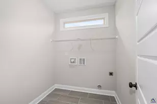 206 Farmland Circle, Perry, GA 31069 - Photo 8