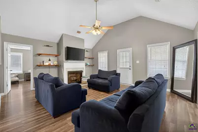 307 Carver Court, Warner Robins, GA 31088 - Photo 14