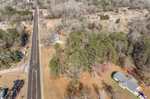 425 Old Perry Rd, Bonaire, GA 31005 - Photo 1