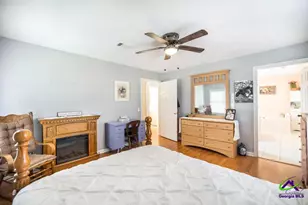 188 E Lewis St, Cochran, GA 31014 - Photo 18