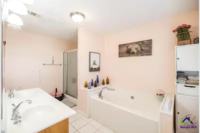 188 E Lewis Street, Cochran, GA 31014 - Photo 20