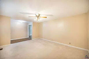 104 Delone Dr, Byron, GA 31008 - Photo 8