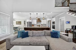 901 Falkirk Dr, Warner Robins, GA 31088 - Photo 8