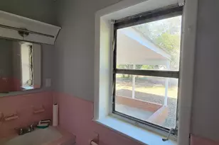 161 E Cherry St, Cochran, GA 31014 - Photo 22