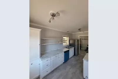 161 E Cherry Street, Cochran, GA 31014 - Photo 12