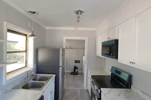 161 E Cherry St, Cochran, GA 31014 - Photo 10