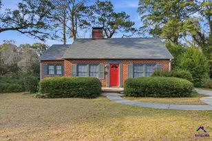 801 Carey St, Perry, GA 31069 - Photo 1