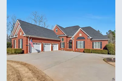 100 S Cambridge Drive, Griffin, GA 30224 - Photo 2