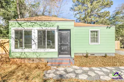 215 Peachtree Circle, Warner Robins, GA 31088 - Photo 4